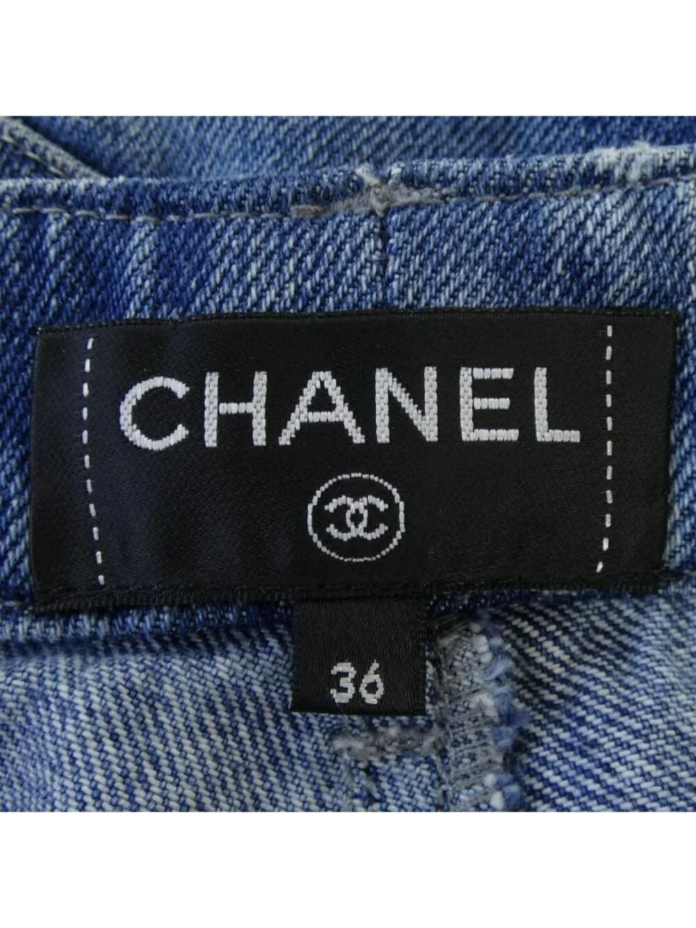 Chanel Jeans Blue
